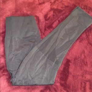 Lululemon Zone in Crop